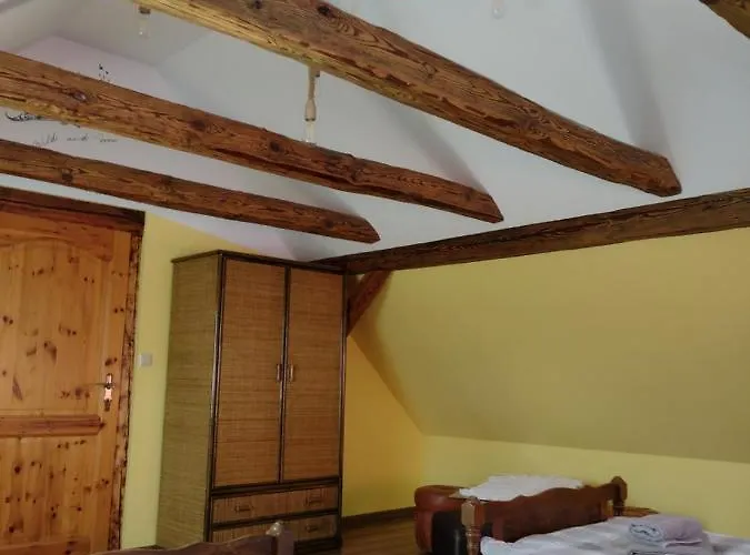 Pokoje Goscinne Ostoja * Mirsk