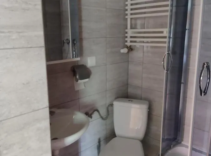 Pokoje Goscinne Ostoja فندق